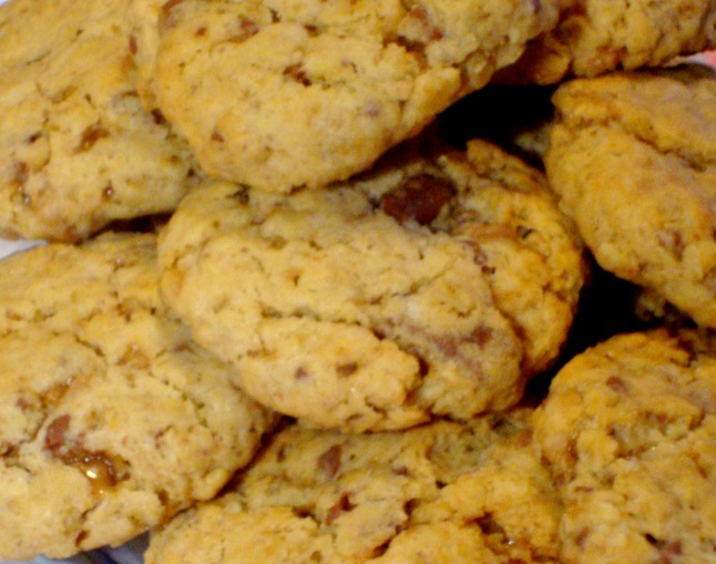 oatmealchocolatetoffeecookies.jpg